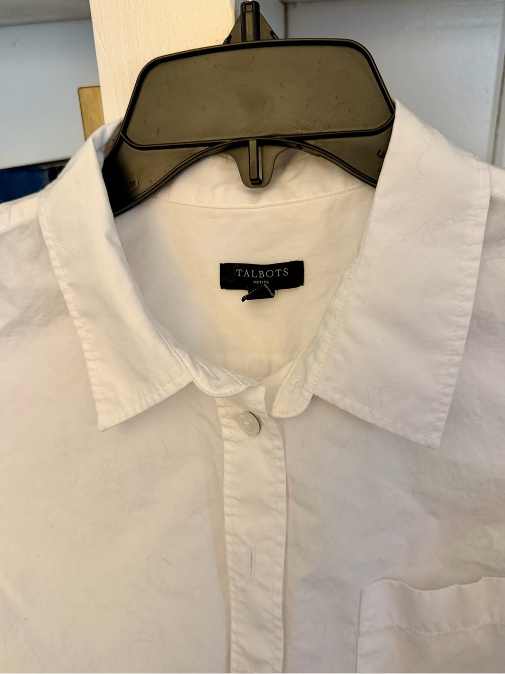 Classic Women’s White Button down blouse, from Talbot’s size Medium petite - Picture 6 of 9